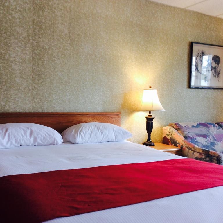 Motel & Hotel La Paysanne シェルブルック エクステリア 写真